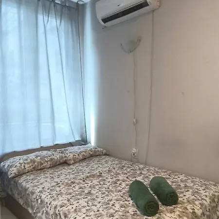 Staynice With Balcony Апартаменты *
