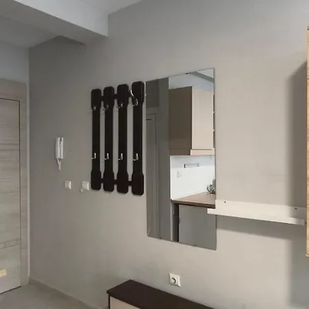 Staynice With Balcony Апартаменты *