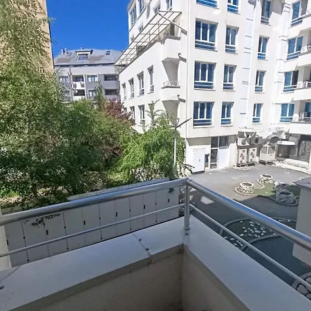 Staynice With Balcony Апартаменты *